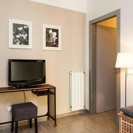 Apartment Apt Clericetti Near Polytechnic University